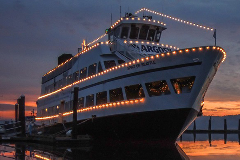 Argosy's Christmas Ship Festival 2015 - Northwest Yachting